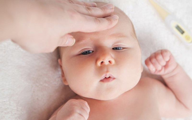 Cần quan sát thay đổi của trẻ để có biện pháp kịp thời cho trẻ.